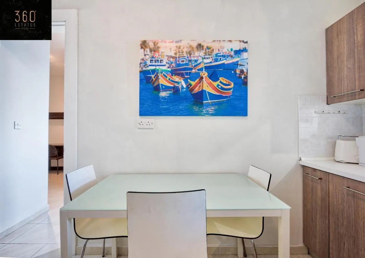 Sliema Seafront 3Br - Opposite Beach - Ac & Wifi By 360 Estates 0*,  Malta