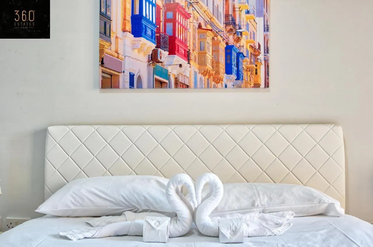 Apartment Sliema Seafront 3Br - Opposite Beach - Ac & Wifi By 360 Estates